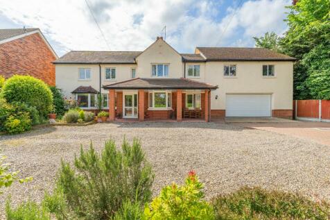 7 bedroom detached house for sale