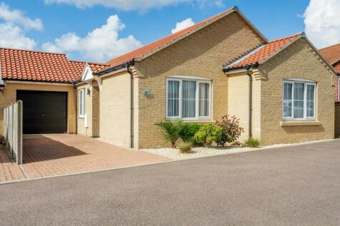 3 bedroom detached bungalow for sale