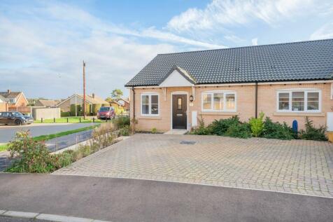 2 bedroom semi-detached bungalow for sale