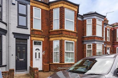 Palgrave Road, Great Yarmouth 3 bed terraced house for sale