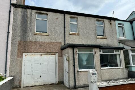 Moore Street, Blackpool FY4 3 bed terraced house for sale