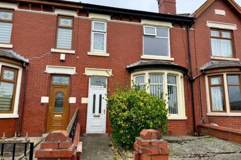 Layton Road, Blackpool FY3 3 bed terraced house for sale