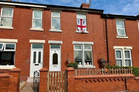 Salthouse Avenue, Blackpool FY1 4 bed terraced house for sale