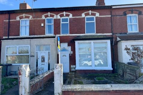 4 bedroom terraced house for sale