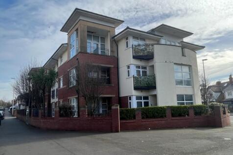 Forest Gate, Blackpool FY3 2 bed flat for sale
