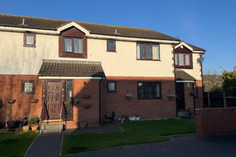 Mooreview Court, South Shore FY4 1 bed ground floor flat for sale