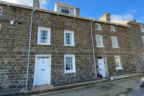 4 bedroom terraced house for sale