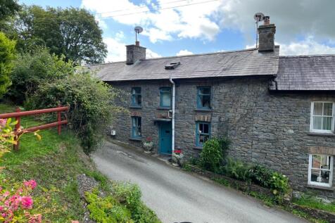 Llwyndafydd, Near New Quay, SA44 2 bed cottage for sale