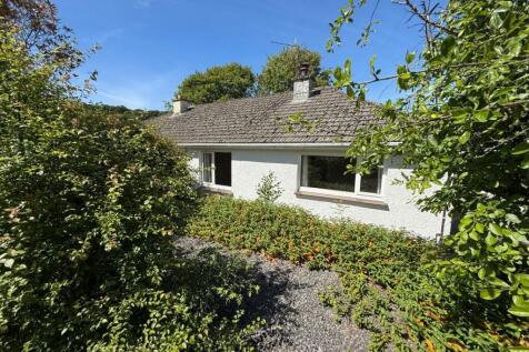 2 bedroom semi-detached bungalow for sale