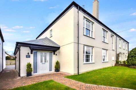 4 bedroom semi-detached house for sale