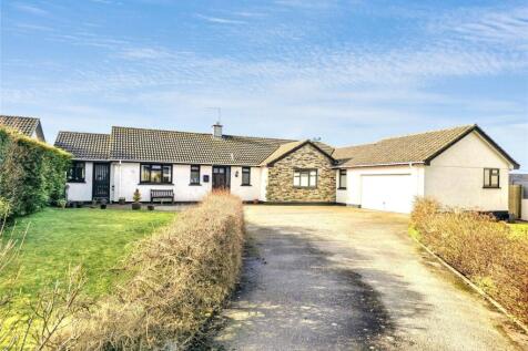 5 bedroom bungalow for sale