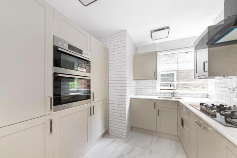 Lymer Avenue, Crystal Palace, London... 2 bed flat for sale