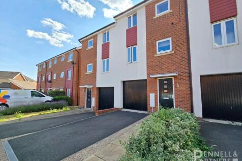 3 bedroom terraced house for sale