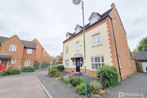 5 bedroom detached house for sale