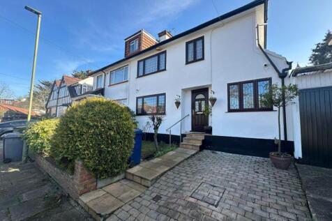 5 bedroom semi-detached house for sale