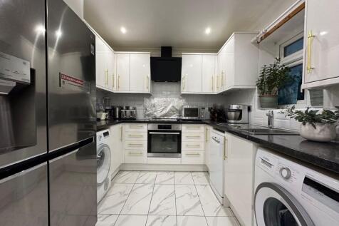 Homefield Road, Edgware, HA8 3 bed end of terrace house for sale