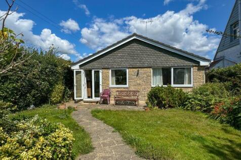 The Ridgway, Felpham 3 bed detached bungalow for sale