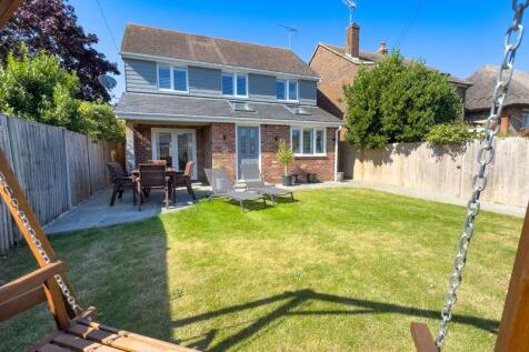 Hook Lane, Bognor Regis 3 bed detached house for sale