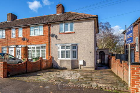 Chilham Road, Mottingham, SE9 3 bed end of terrace house for sale