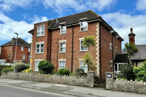 REMPSTONE ROAD, SWANAGE 2 bed flat for sale