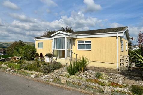 HOBURNE PARK, SWANAGE 2 bed detached bungalow for sale