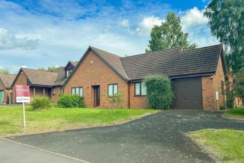 3 bedroom detached bungalow for sale