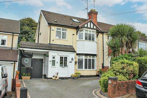 4 bedroom semi-detached house for sale