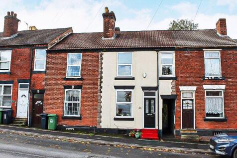 Clifton Street, COSELEY, WV14 9HB 3 bed terraced house for sale