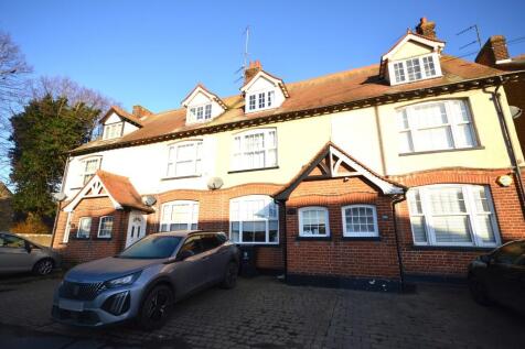 4 bedroom town house for sale
