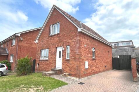 Kingslea Park, East Cowes 3 bed detached house for sale
