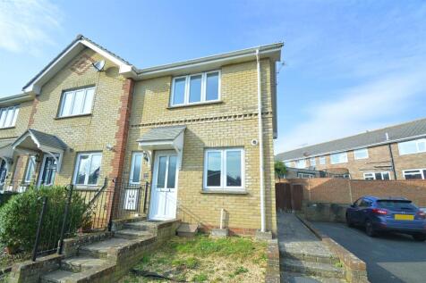 CHAIN FREE * SHANKLIN 2 bed end of terrace house for sale