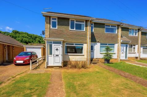 CHAIN FREE * GODSHILL 3 bed end of terrace house for sale