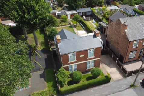 Albert Avenue, Carlton, Nottingham 2 bed detached house for sale