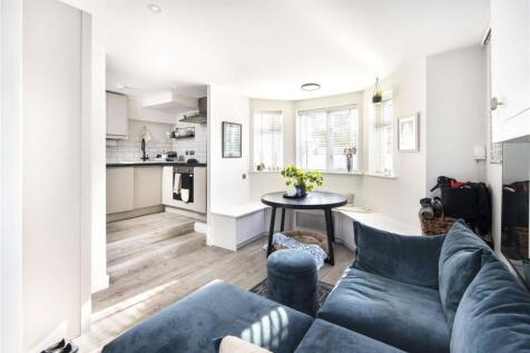 Pepys Road, New Cross, London, SE14 1 bed flat for sale