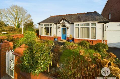 2 bedroom detached bungalow for sale