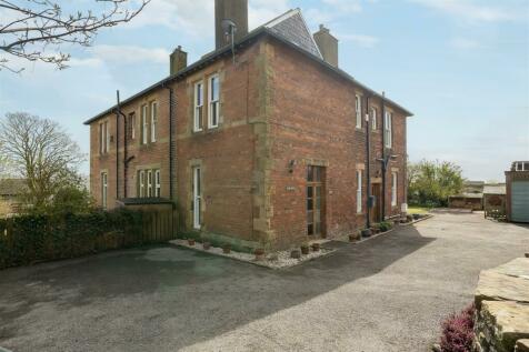 5 bedroom semi-detached house for sale