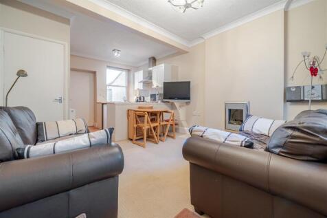 South Street, Cockermouth CA13 2 bed terraced house for sale
