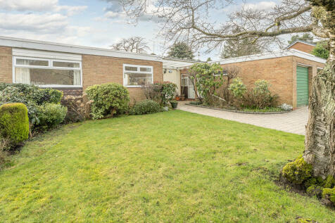 3 bedroom semi-detached bungalow for sale