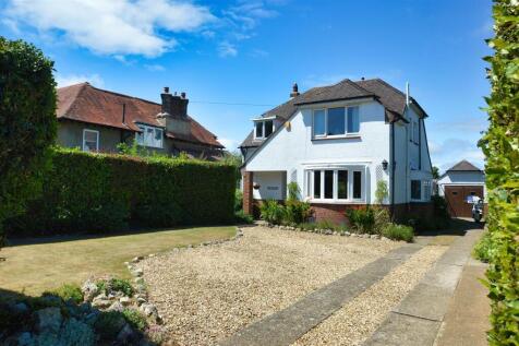 ELMFIELD, RYDE 3 bed detached house for sale
