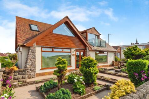 Marine Drive, Denbighshire LL18 3 bed bungalow for sale