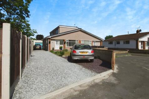 4 bedroom bungalow for sale