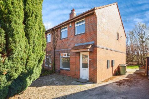 Primrose Hill Green, Leeds LS26 2 bed semi