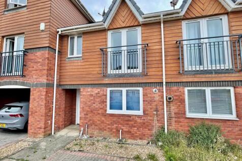 West Quay, Newhaven 3 bed terraced house for sale