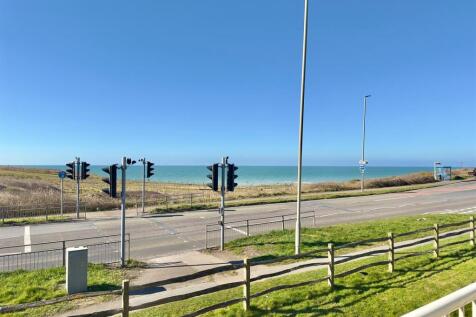 Seacliffe, South Coast Road... 2 bed flat for sale