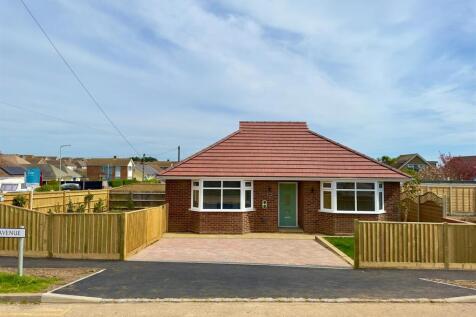 Arundel Road, Peacehaven 2 bed detached bungalow for sale