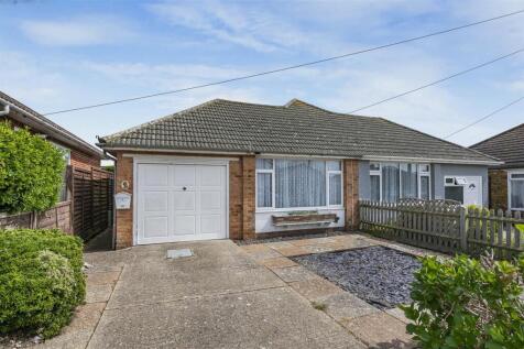 2 bedroom semi-detached bungalow for sale