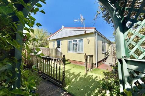 South Coast Road, Peacehaven 2 bed park home for sale