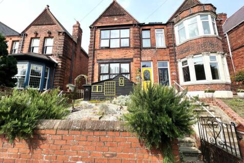 4 bedroom semi-detached house for sale