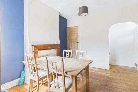 Lambert Road, Leicester LE3 2 bed end of terrace house for sale