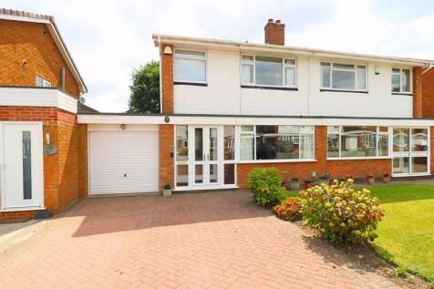 3 bedroom semi-detached house for sale